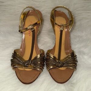 BCBGMaxazria Gold with Chain Accent Heels